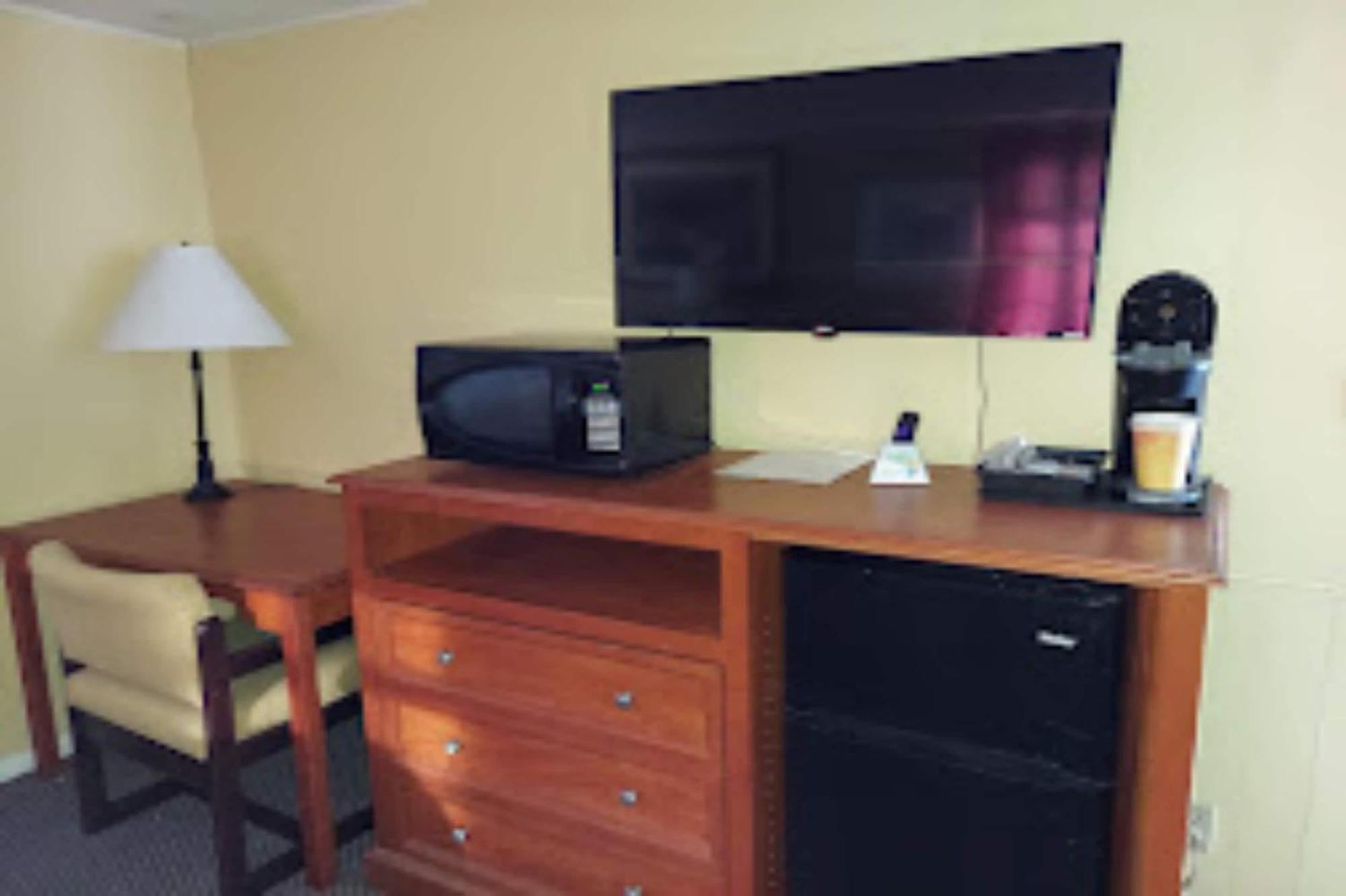 Colonial Inn Extended Stay By Oyo New Ulm Bagian luar foto